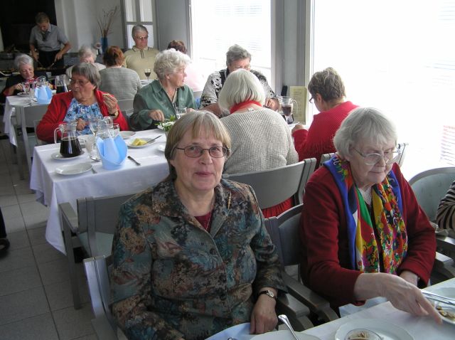 Kyllisi vieraita